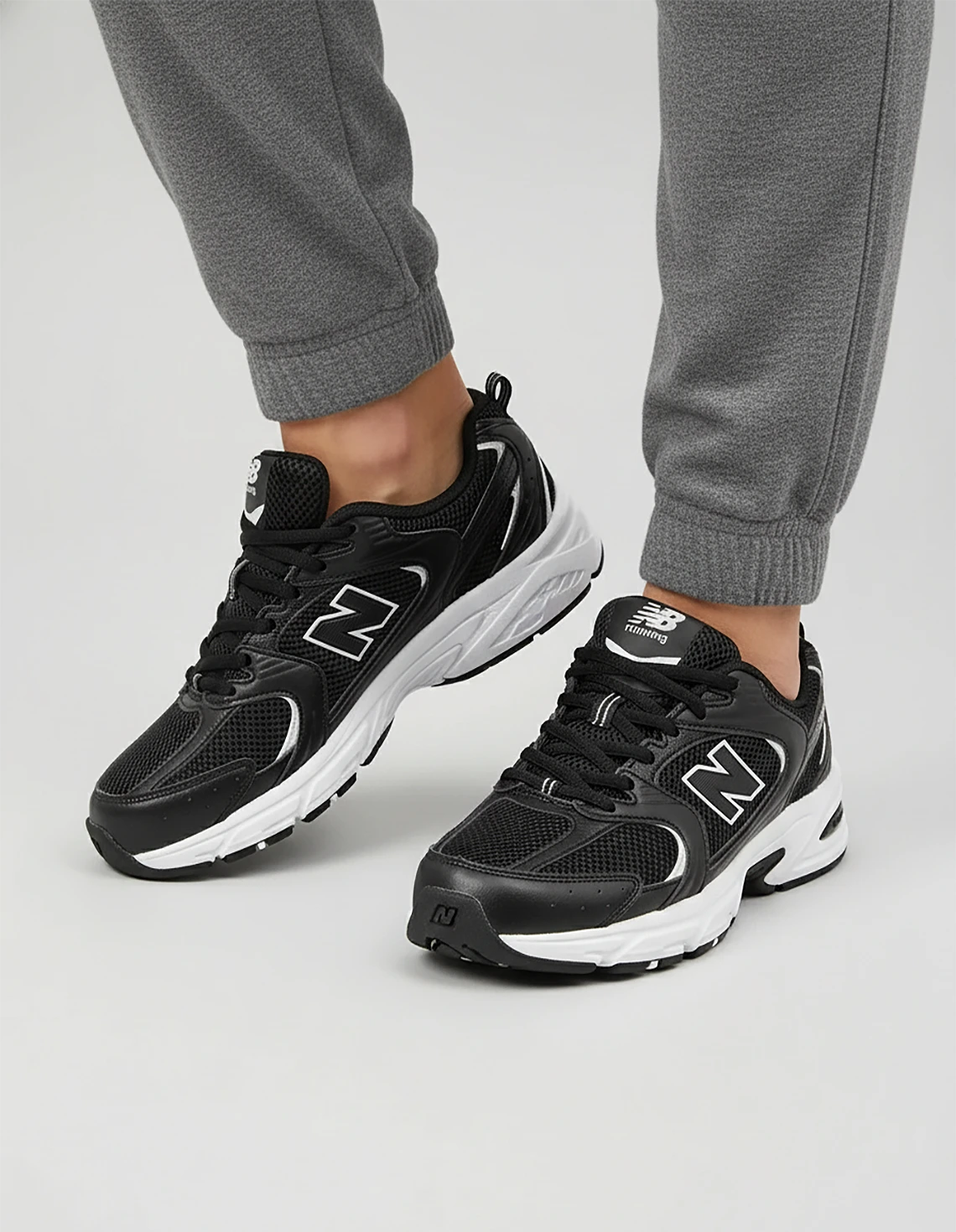 کفش دویدن مردانه نیو بالانس 530 M