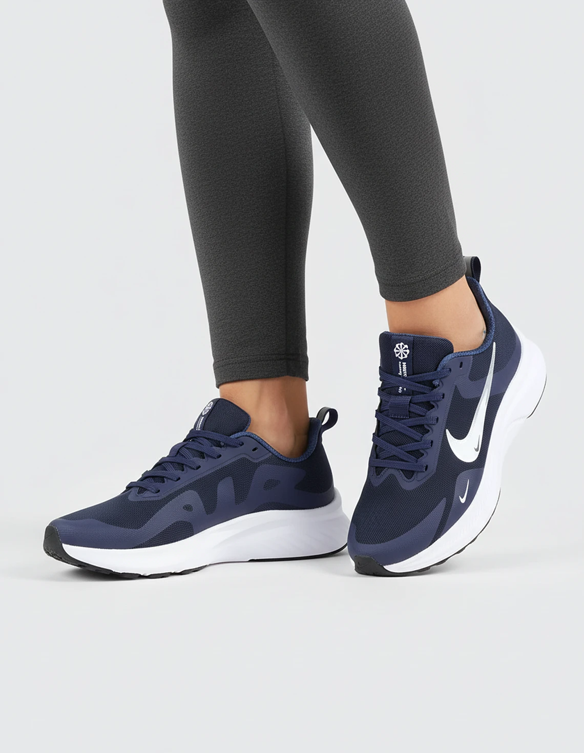 کفش دویدن Unisex نایکی Run Active U