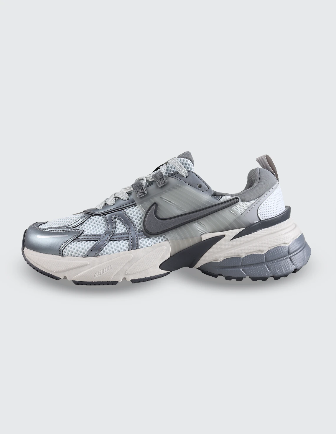 کفش دویدن مردانه نایکی V2K Run M