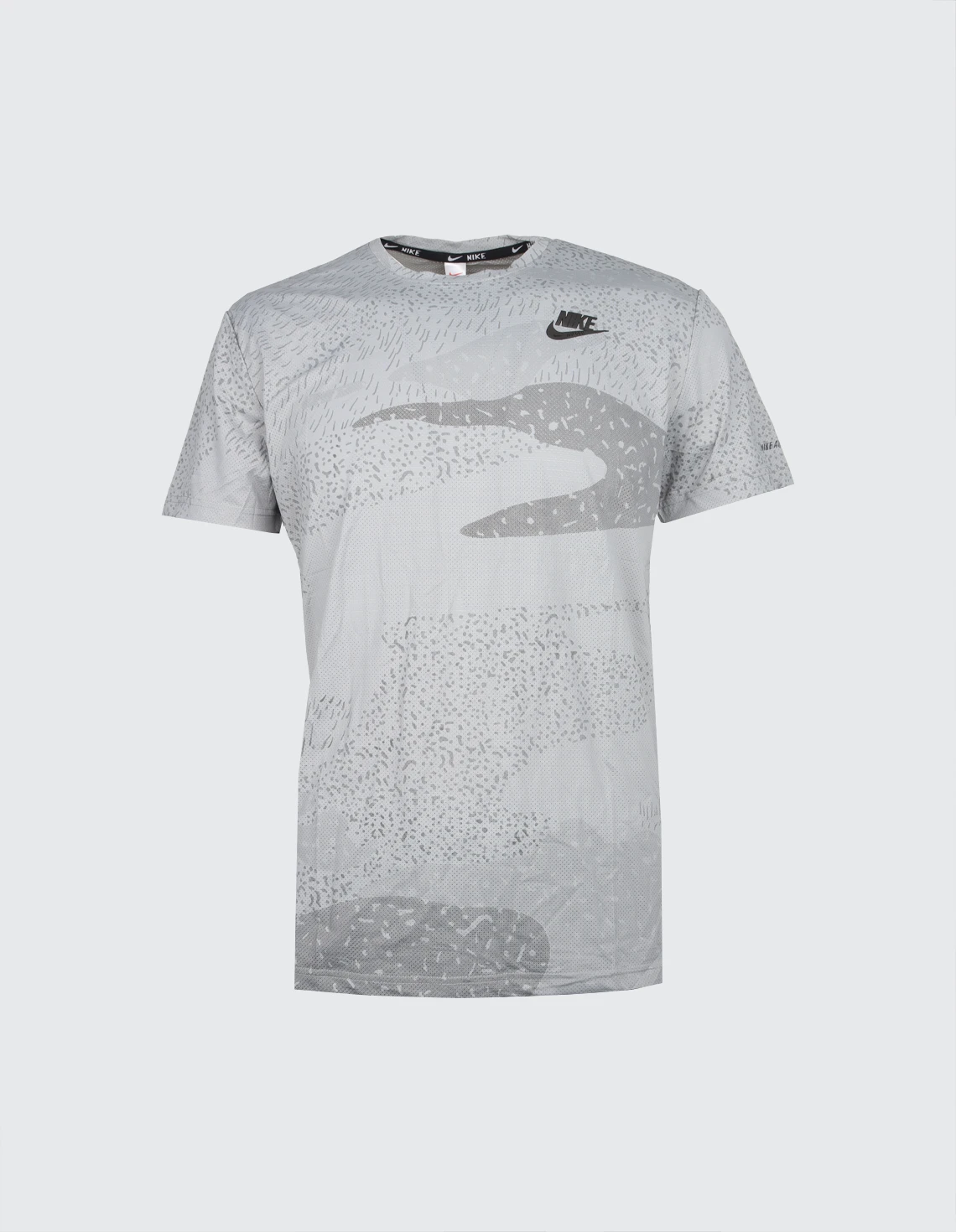 تی شرت ورزشی مردانه نایکی Camo Breeze M