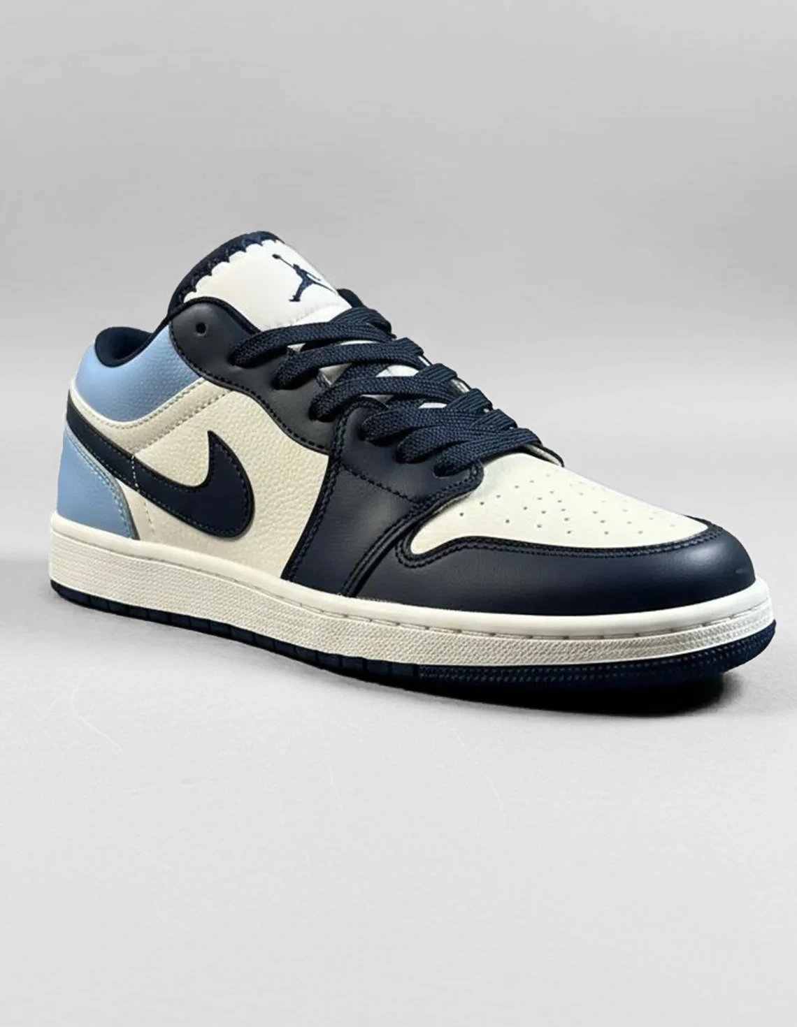 کفش روزانه مردانه نایکی Air Jordan 1 Low LX M